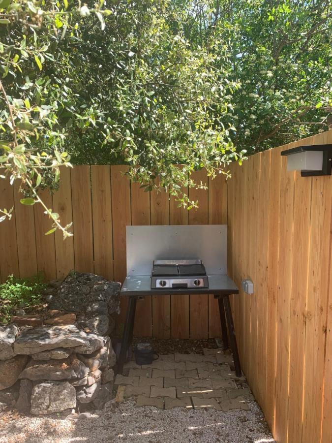 Joli Studio Independant 20M² Avec Jardin Saint-Maximin-la-Sainte-Baume Bagian luar foto